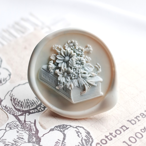 The Daisy Book Seal Stamp (Pre-order)